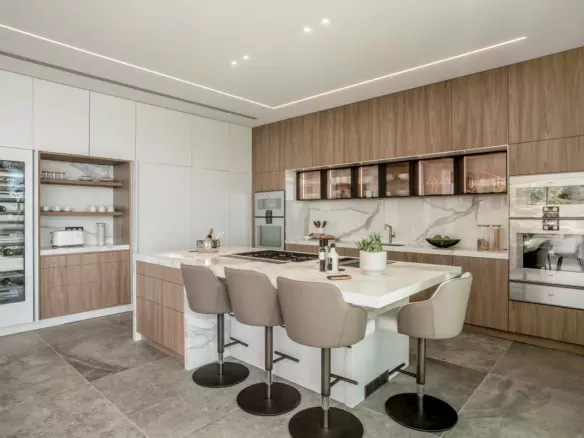 6-bedroom Villa In Benahavis, Spain (943 M²)