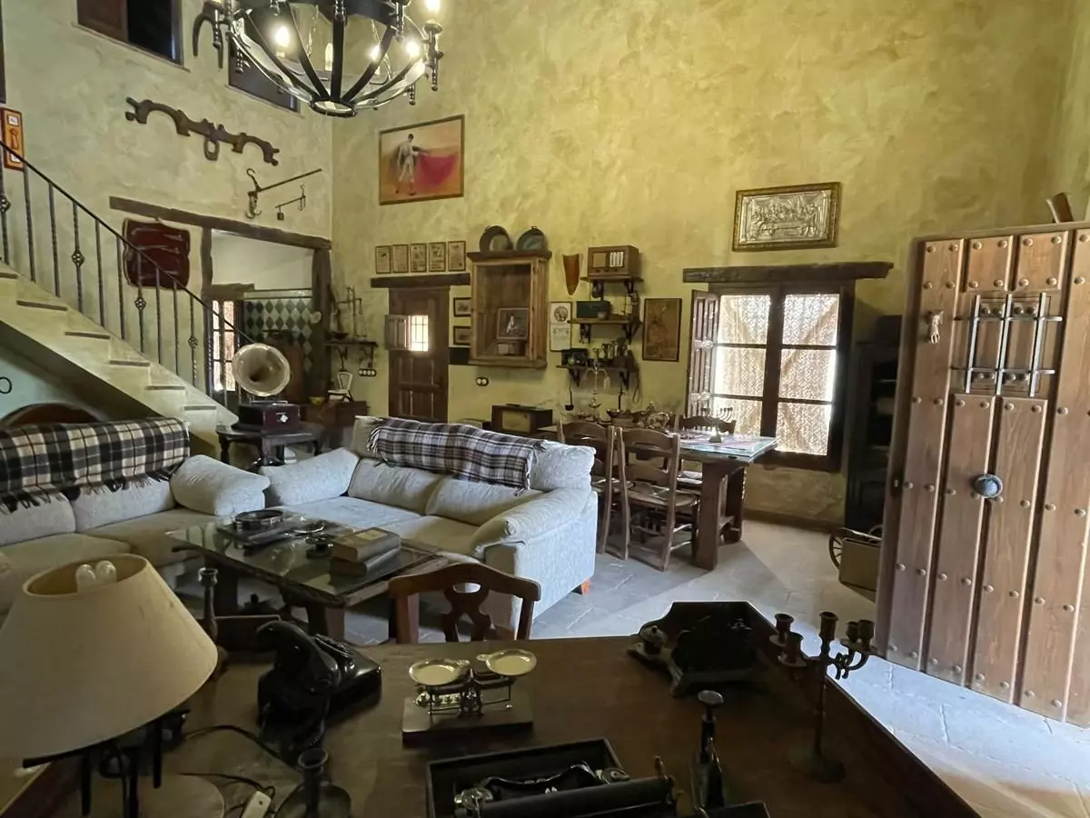 3-bedroom Country House In Alfarnate, Spain (145 M²)