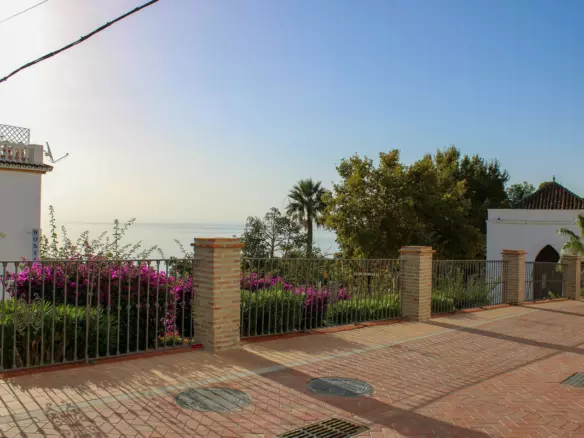 4-bedroom Town House In Nerja, Spain (212 M²)