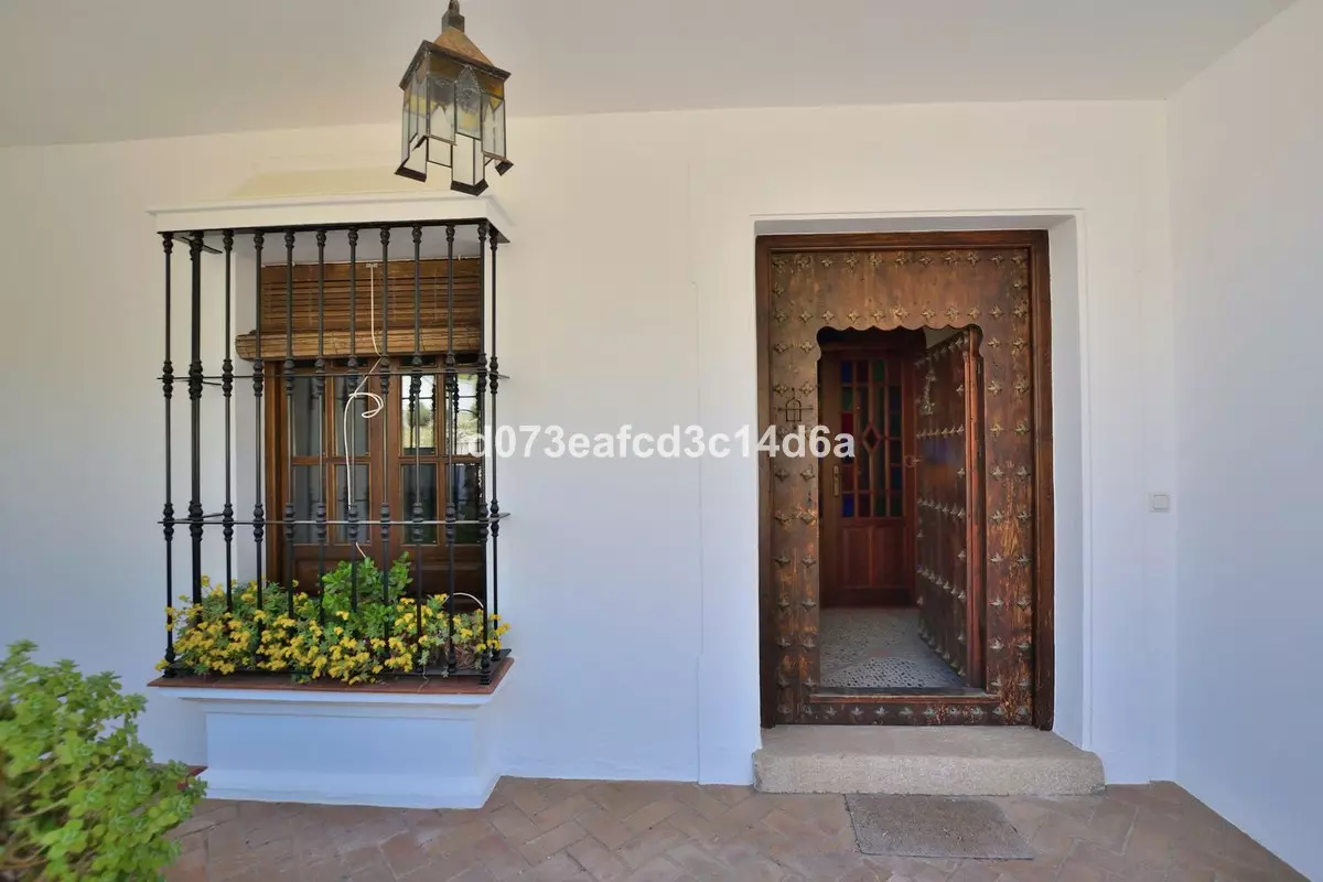 5-bedroom Villa In Montejaque, Spain (508 M²)