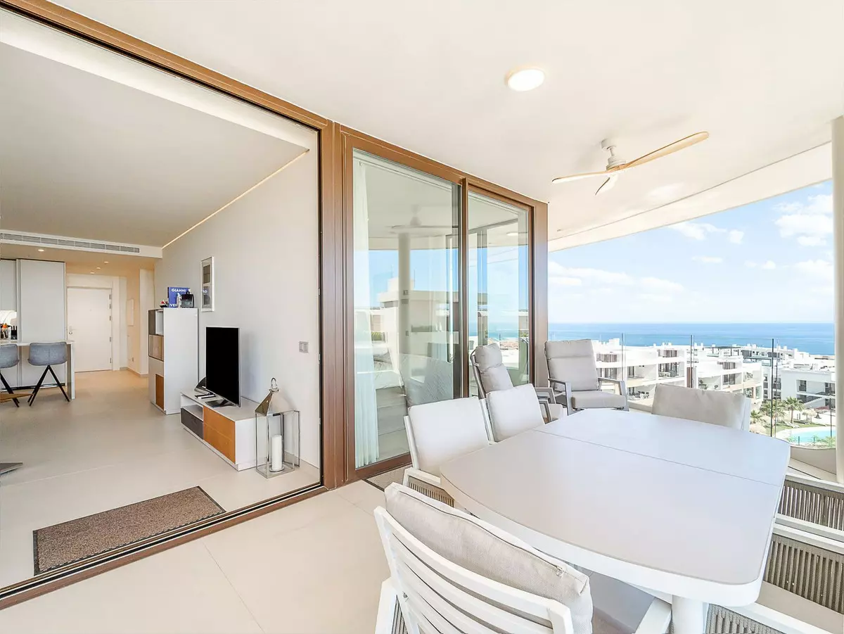 2-bedroom Apartment In Fuengirola, Spain (90 M²)