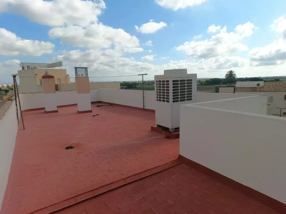 2-bedroom Apartment In Algorfa, Spain (101 M²)