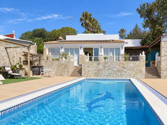3-bedroom Finca In Chiclana De La Frontera, Spain (138 M²)