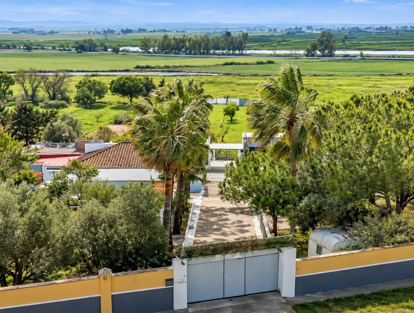 3-bedroom Finca In Chiclana De La Frontera, Spain (138 M²)