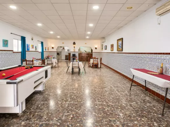 3-bedroom Finca In Chiclana De La Frontera, Spain (138 M²)