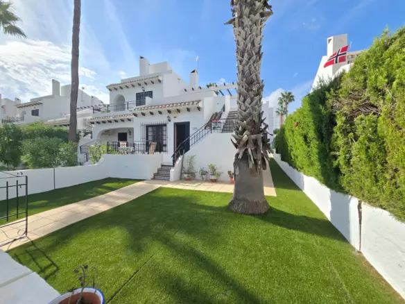 2-bedroom Property In Villamartin, Spain (66 M²)