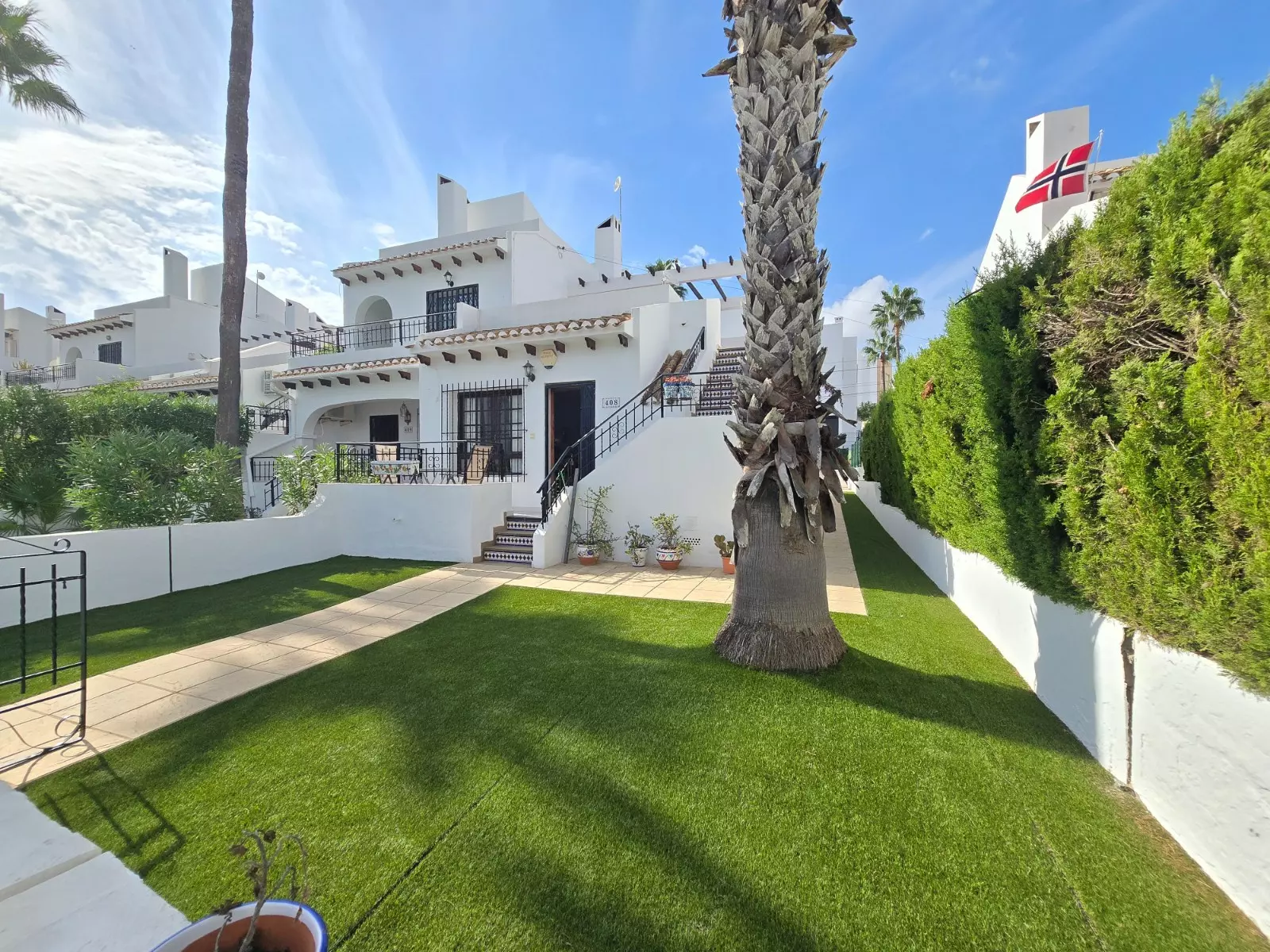 2-bedroom Property In Villamartin, Spain (66 M²)