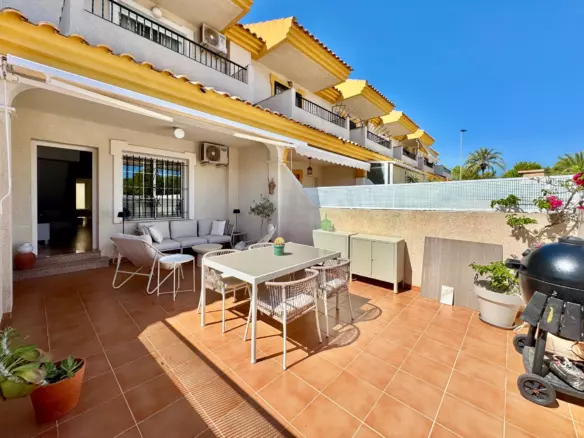 3-bedroom Duplex In Santiago De La Ribera, Spain (97 M²)