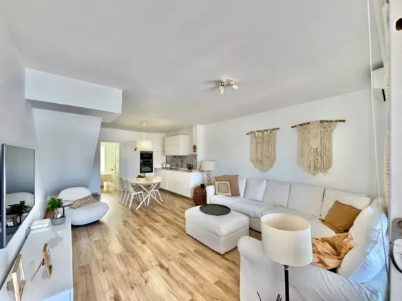 3-bedroom Duplex In Santiago De La Ribera, Spain (97 M²)