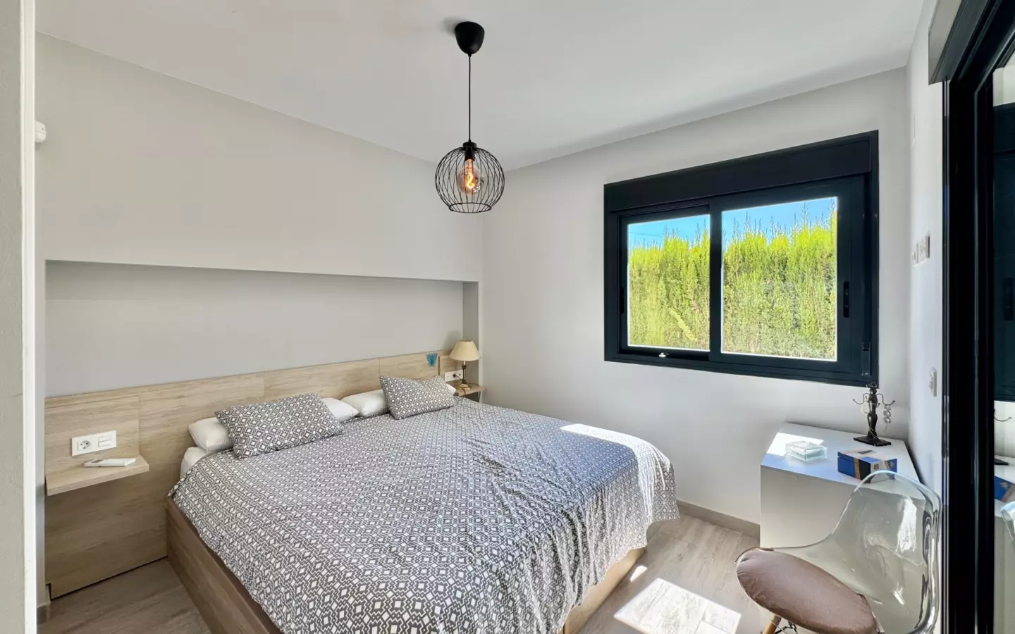 2-bedroom Apartment In San Miguel De Salinas, Spain (72 M²)