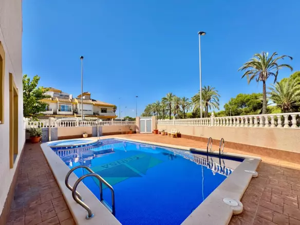 3-bedroom Duplex In Santiago De La Ribera, Spain (97 M²)