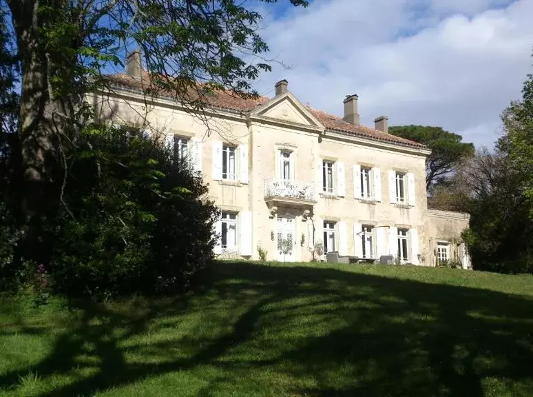 Elegant 19th-century Maison De Maître, 50 Min From Toulouse