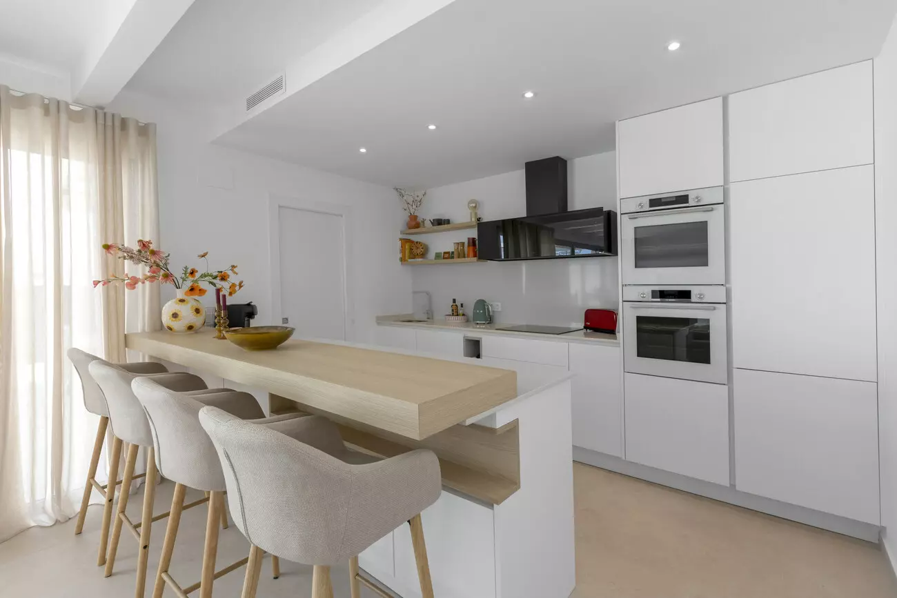 3-bedroom Villa In Los Alcázares, Spain (103 M²)