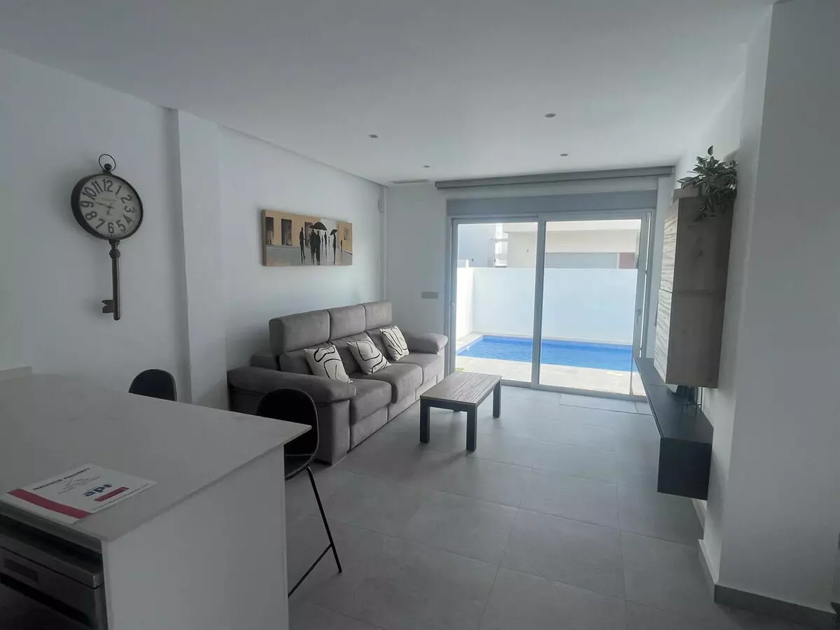 3-bedroom Villa In San Fulgencio, Spain (175 M²)