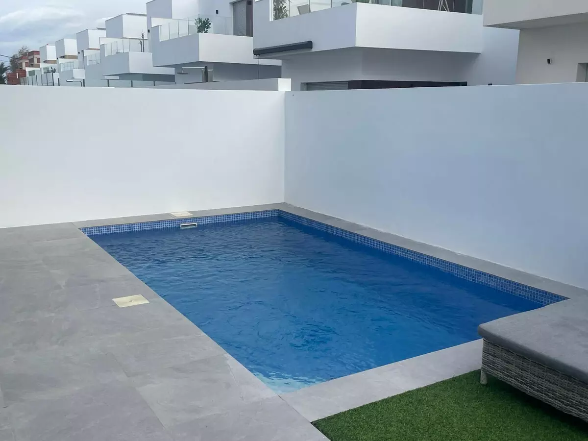 3-bedroom Villa In San Fulgencio, Spain (175 M²)