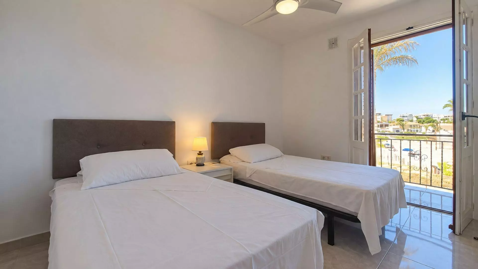 3-bedroom Apartment In Orihuela Costa, Spain (132 M²)