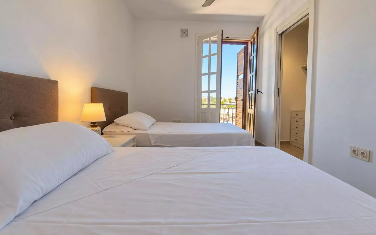 3-bedroom Apartment In Orihuela Costa, Spain (132 M²)