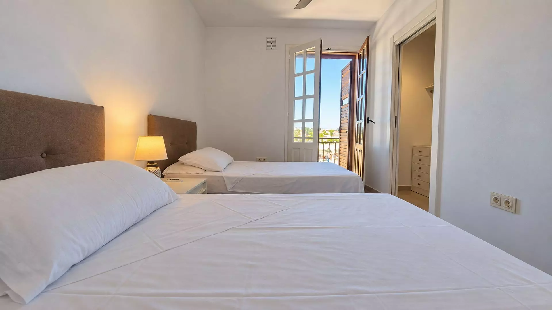 3-bedroom Apartment In Orihuela Costa, Spain (132 M²)
