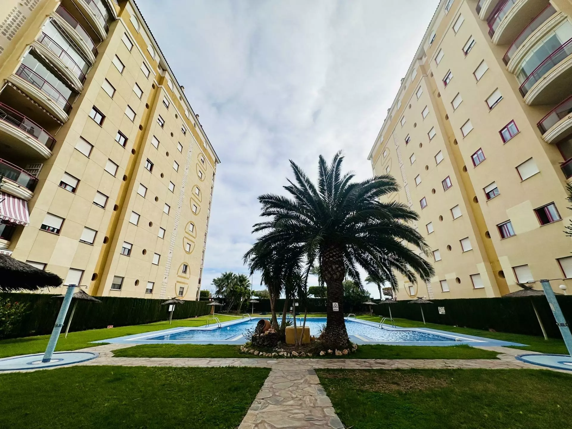1-bedroom Garage In Villajoyosa, Spain (20 M²)