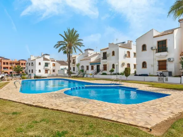2-bedroom Penthouse In Orihuela Costa, Spain (79 M²)