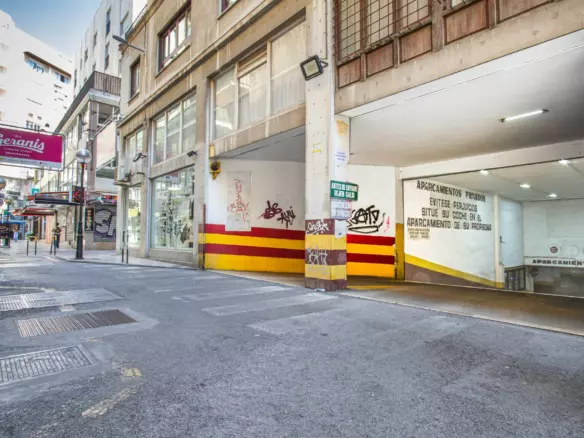 Garage In Palma De Mallorca, Spain (26 M²)