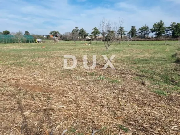 Land In Štinjan, Croatia (898 M²)