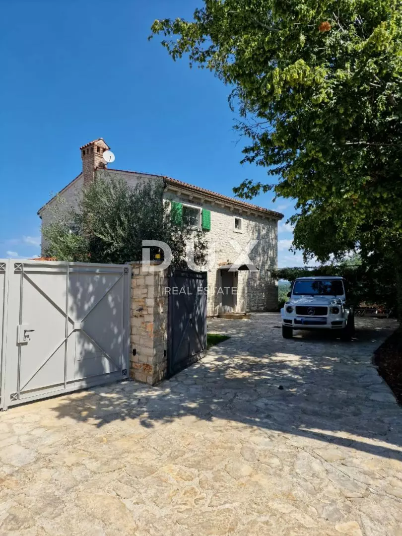 1701859986_img-20231206-wa0007-fba6f2 5-bedroom Villa In Poreč, Croatia (177 M²)