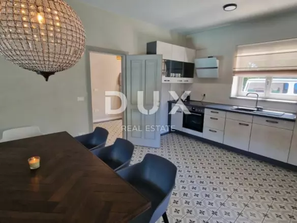 5-bedroom Villa In Poreč, Croatia (177 M²)