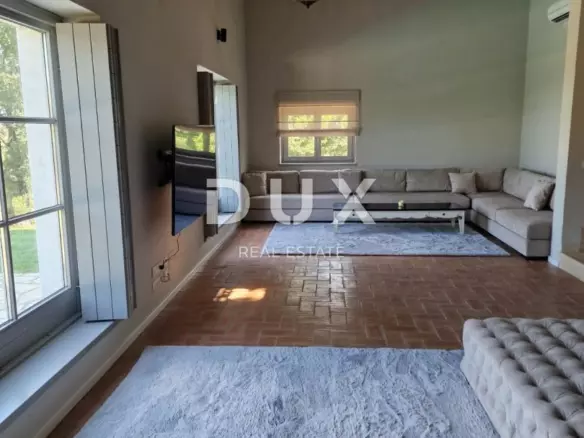 5-bedroom Villa In Poreč, Croatia (177 M²)