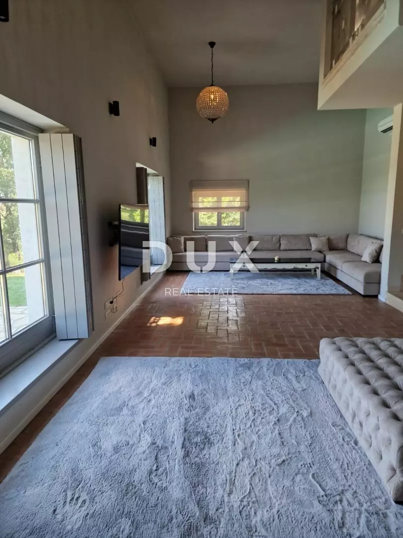 1701860241_img-20231206-wa0021-3e1d9e 5-bedroom Villa In Poreč, Croatia (177 M²)