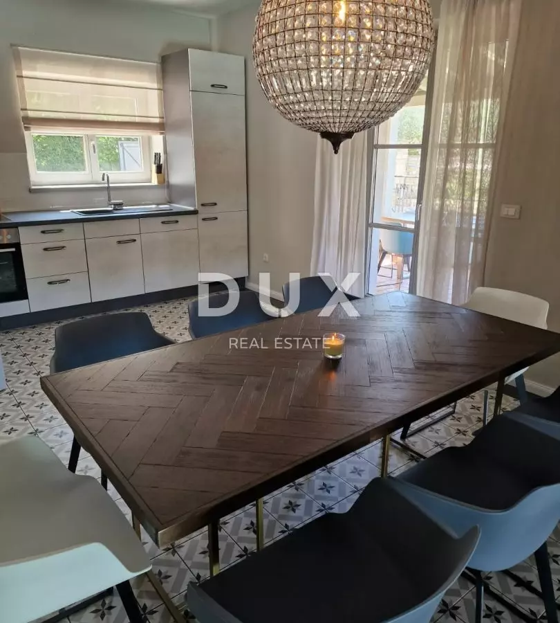 5-bedroom Villa In Poreč, Croatia (177 M²)