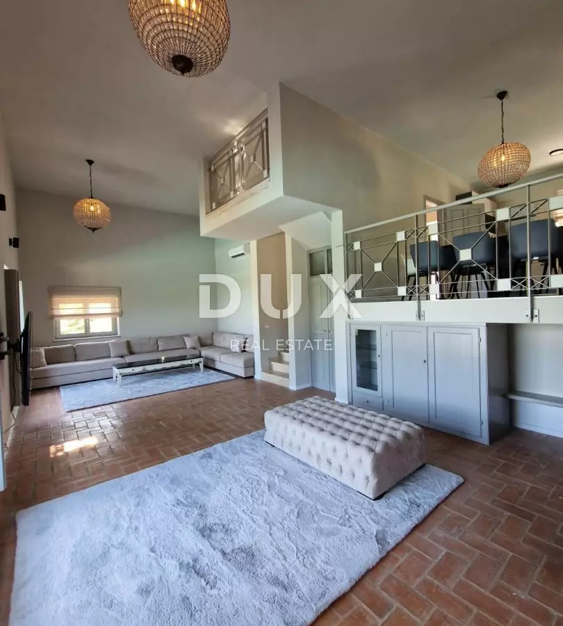 5-bedroom Villa In Poreč, Croatia (177 M²)