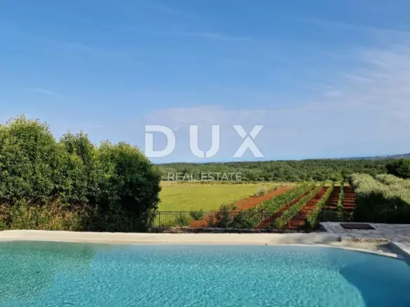 5-bedroom Villa In Poreč, Croatia (177 M²)