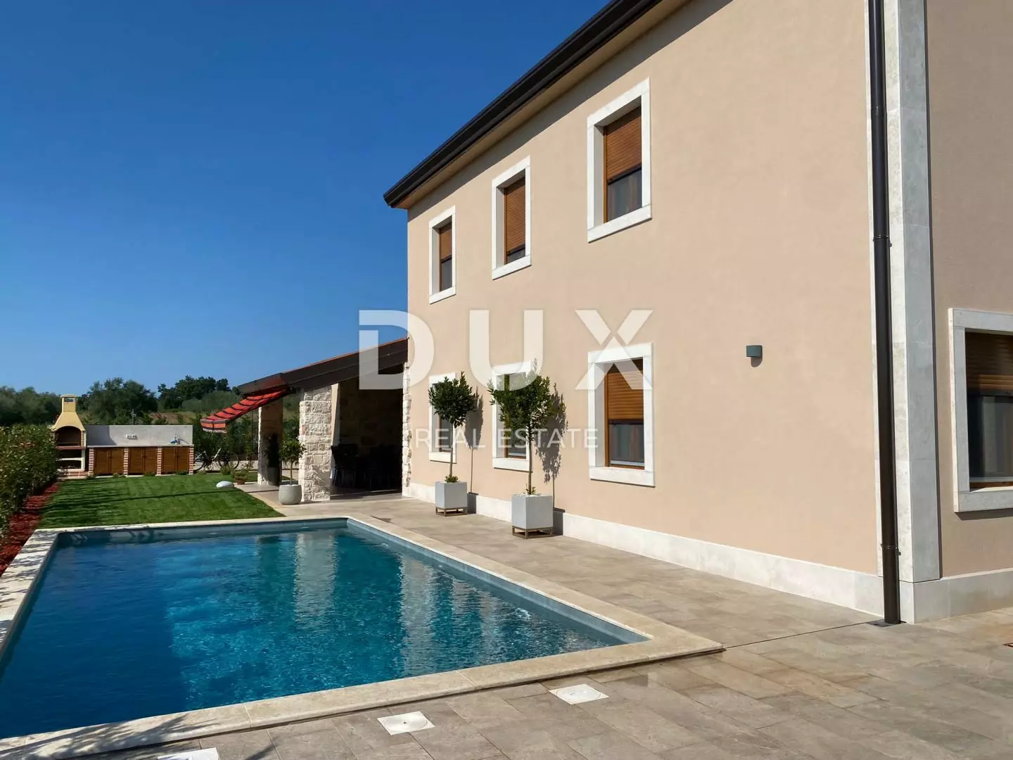 4-bedroom Detached House In Novigrad, Croatia (194 M²)