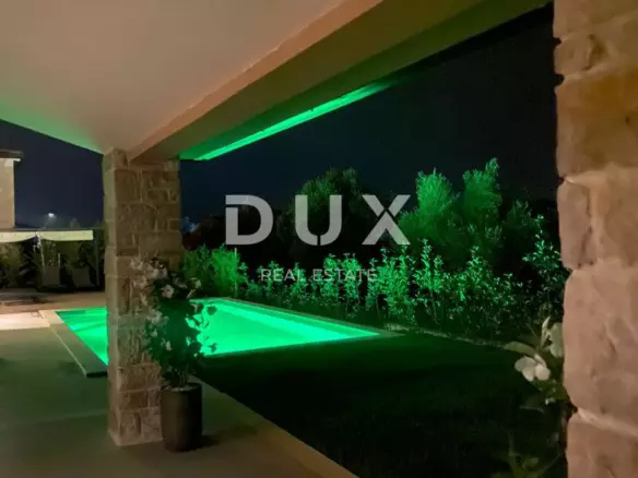 4-bedroom Detached House In Novigrad, Croatia (194 M²)