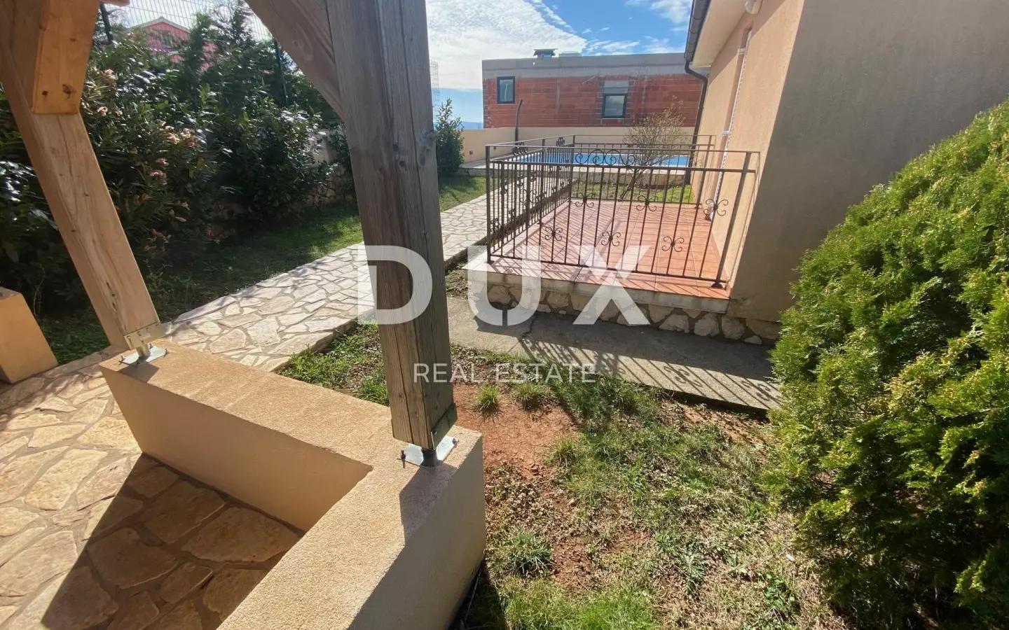 4-bedroom Villa In Šmrika, Croatia (180 M²)