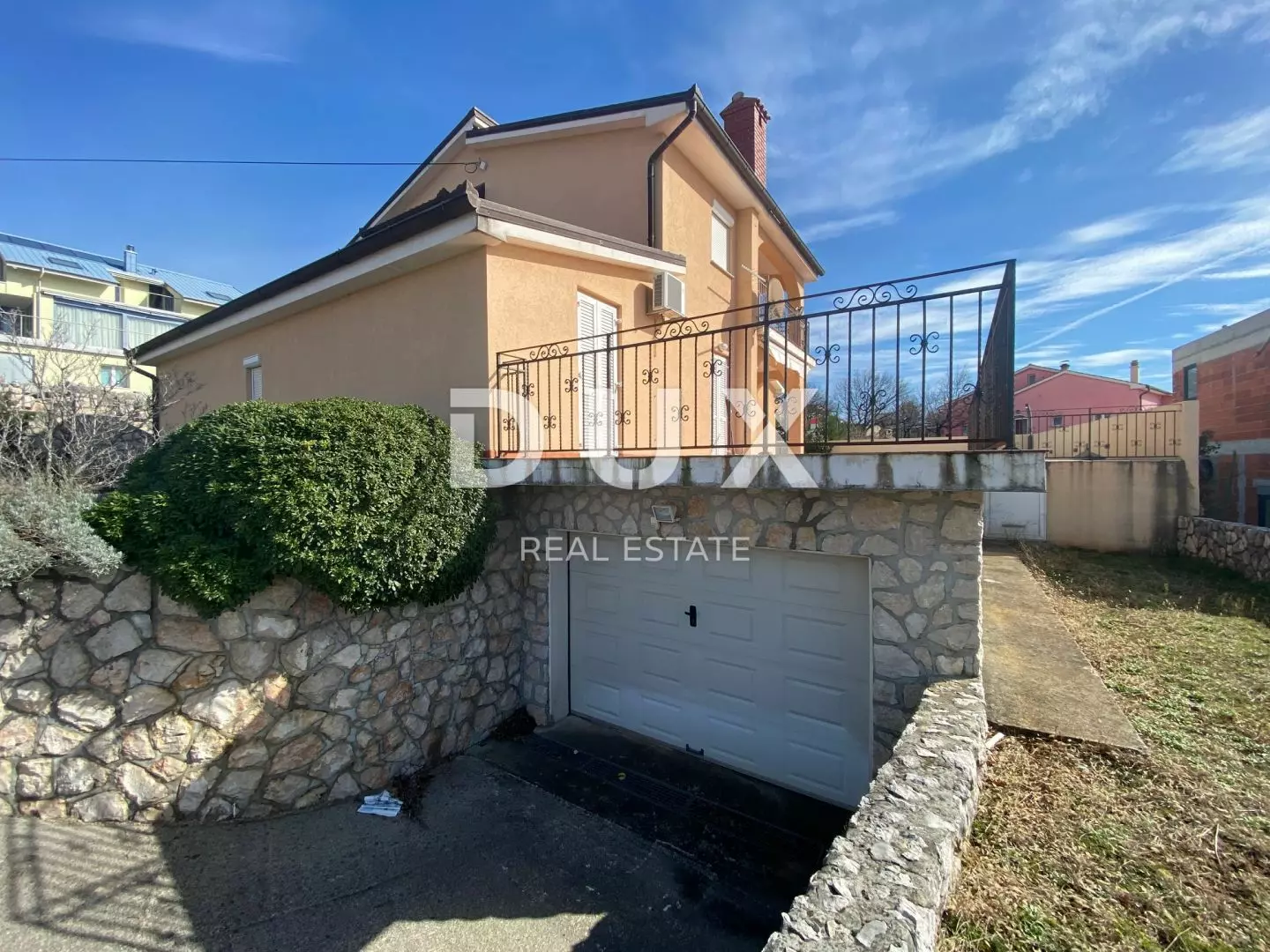 4-bedroom Villa In Šmrika, Croatia (180 M²)