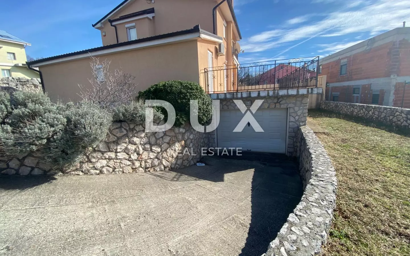 4-bedroom Villa In Šmrika, Croatia (180 M²)