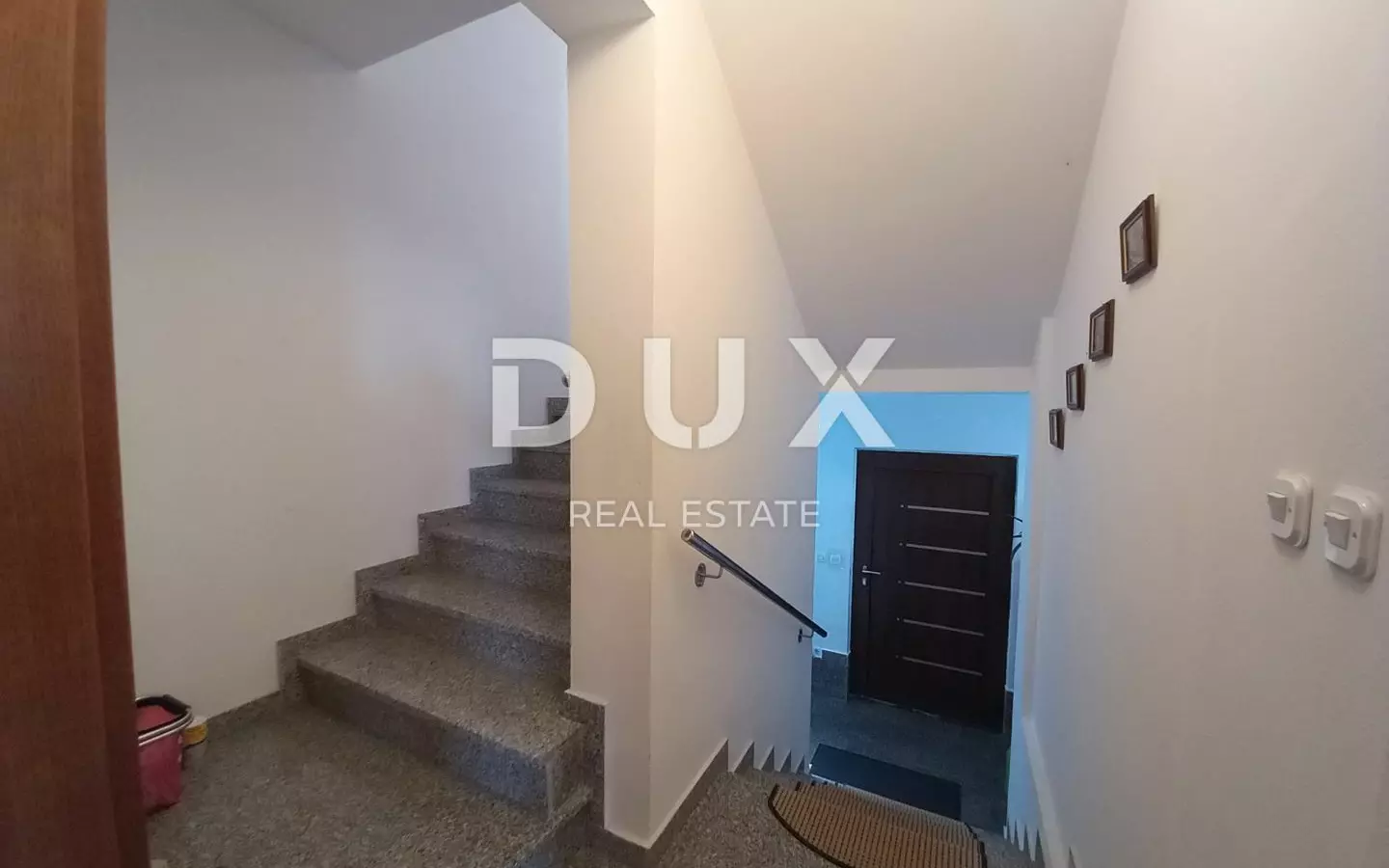 4-bedroom Detached House In Poljane, Croatia (394,07 M²)