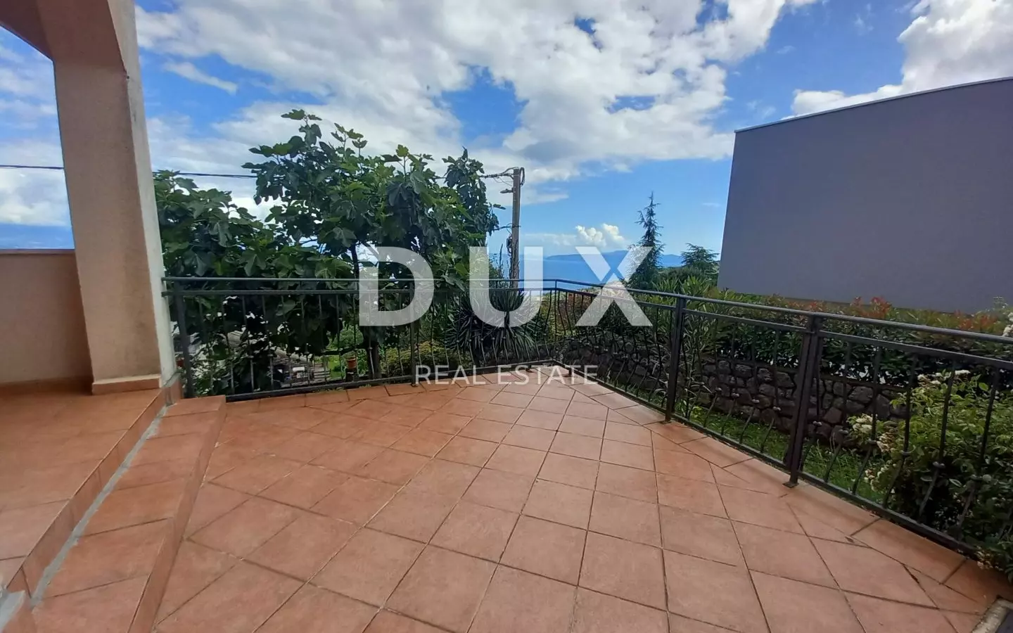 4-bedroom Detached House In Poljane, Croatia (394,07 M²)