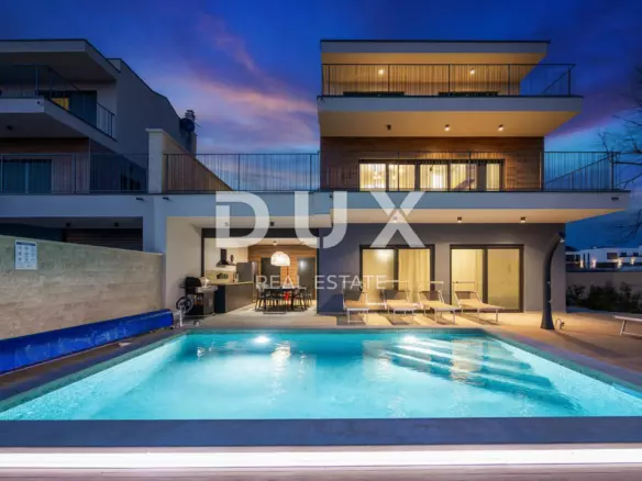 4-bedroom Villa In Banjole, Croatia (244 M²)