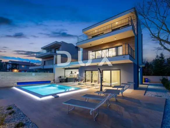4-bedroom Villa In Banjole, Croatia (244 M²)