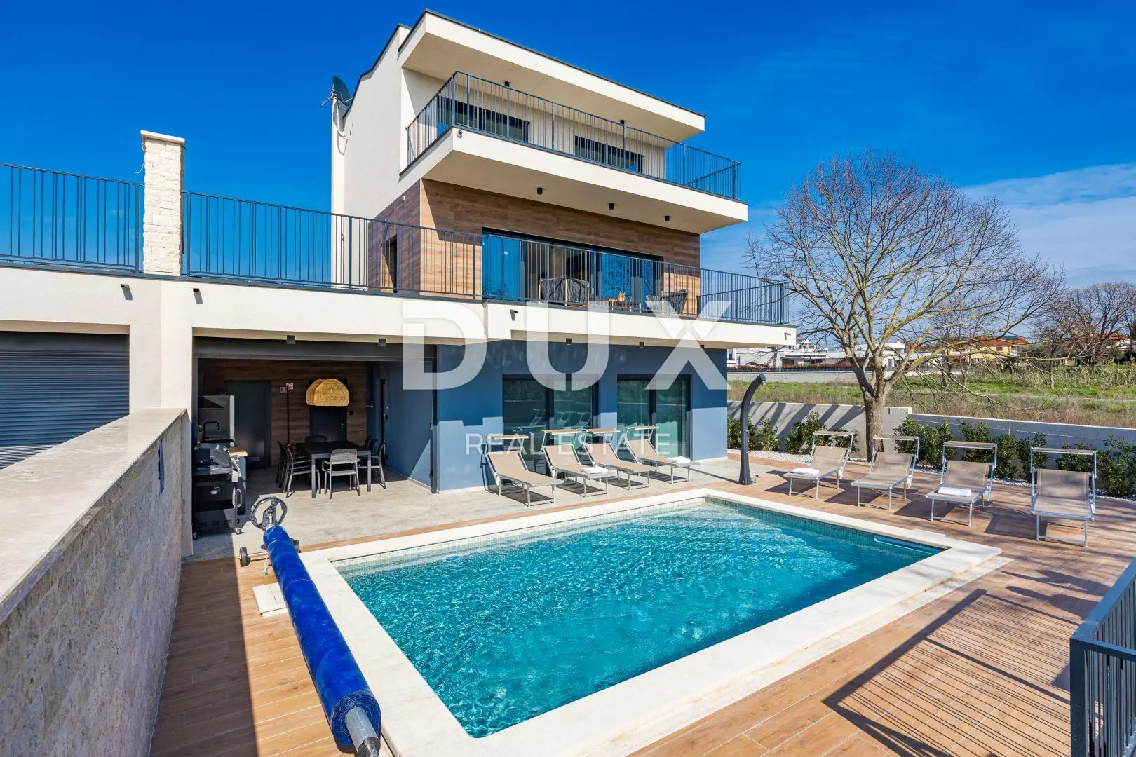 1725973550_1p4a3887-f7a90a 4-bedroom Villa In Banjole, Croatia (244 M²)
