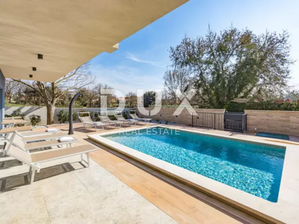 4-bedroom Villa In Banjole, Croatia (244 M²)