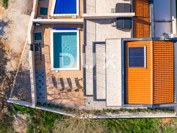 4-bedroom Villa In Banjole, Croatia (244 M²)