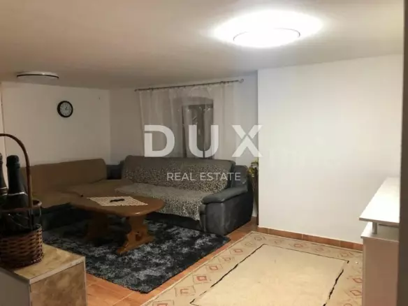 3-bedroom Apartment In Bulevard, Croatia (99 M²)