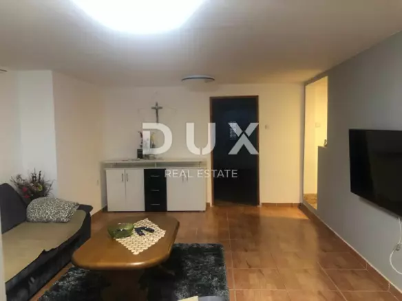 3-bedroom Apartment In Bulevard, Croatia (99 M²)