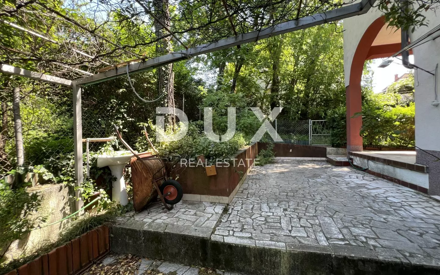 4-bedroom Apartment In Draga, Croatia (179 M²)