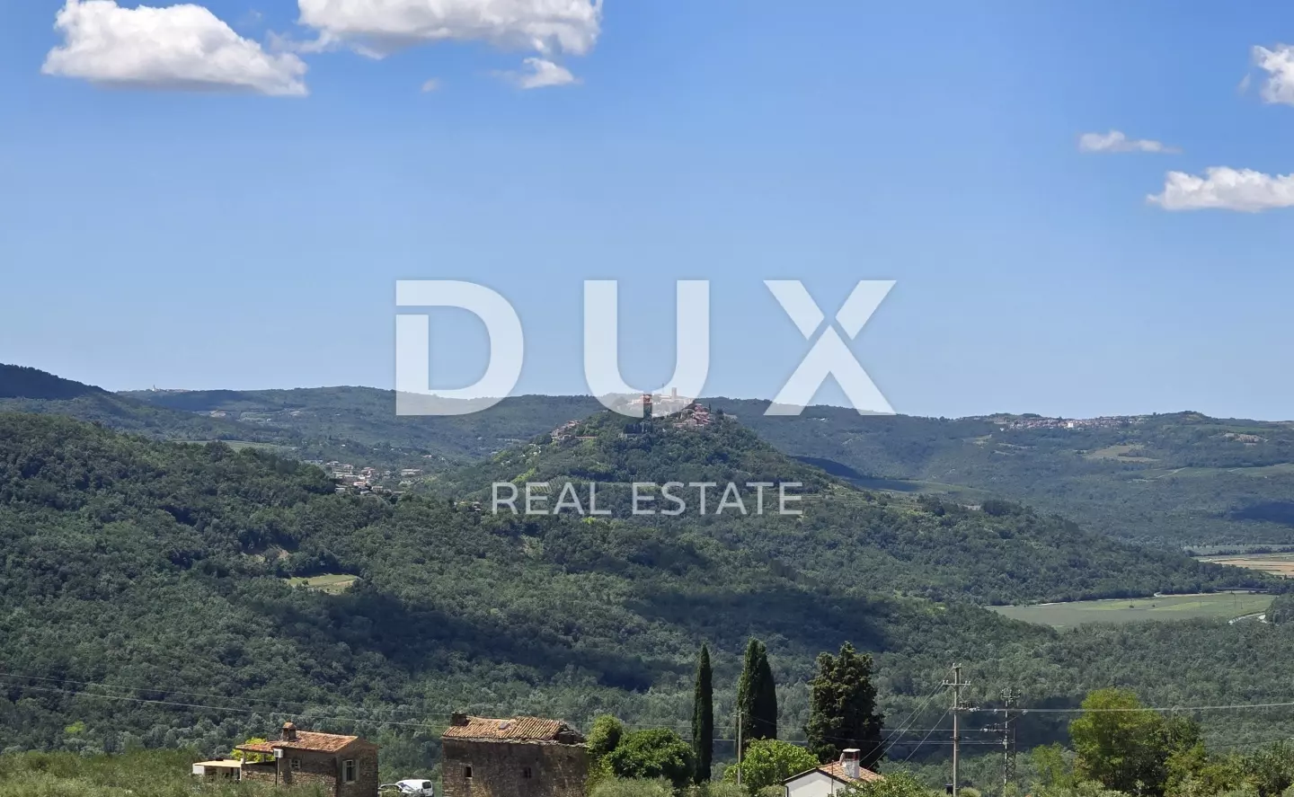 Land In Motovun, Croatia (2.473 M²)