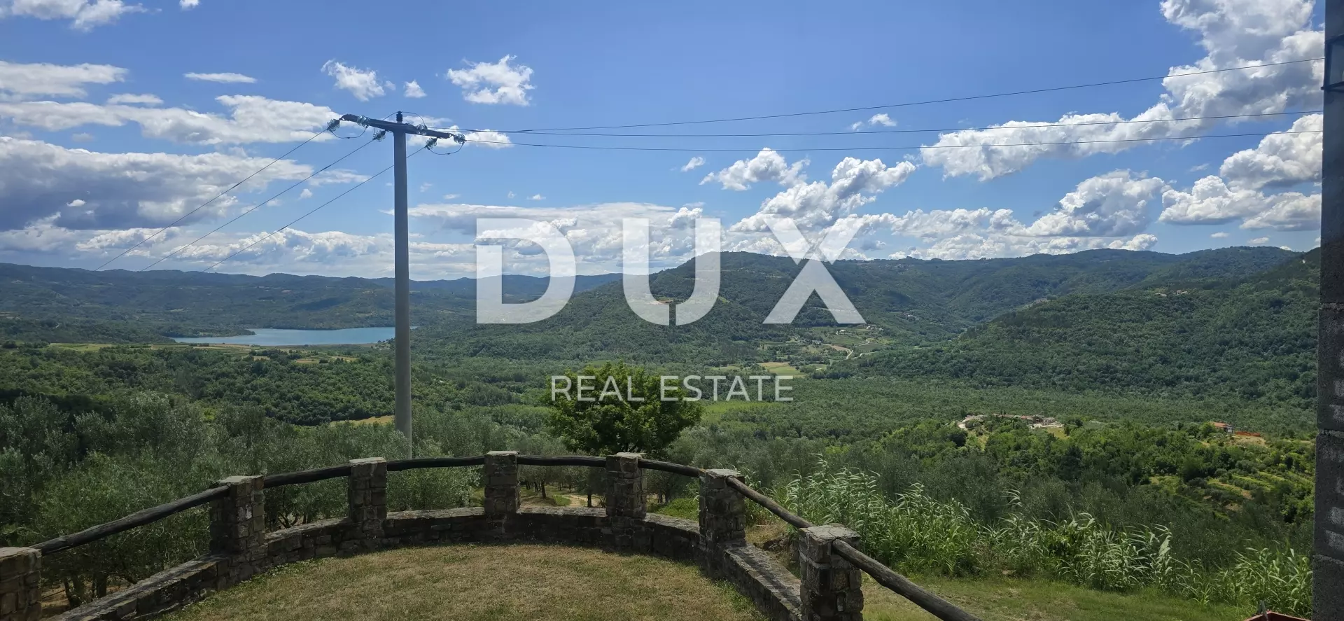 Land In Motovun, Croatia (170.416 M²)